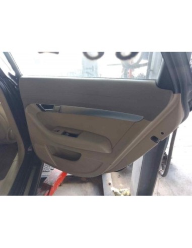 GUARNECIDO PUERTA TRASERA DERECHA AUDI A6...