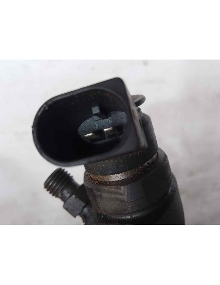 INYECTOR BMW SERIE 1 BERLINA (E81/E87) - 214858