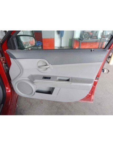 GUARNECIDO PUERTA DELANTERA DERECHA DODGE...