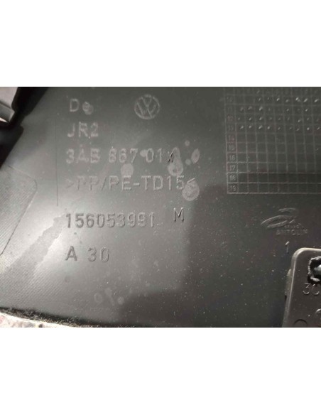 GUARNECIDO PUERTA DELANTERA DERECHA VOLKSWAGEN PASSAT BERLINA (362) - 129585