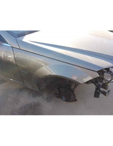 ALETA DELANTERA DERECHA MERCEDES-BENZ CLASE C...