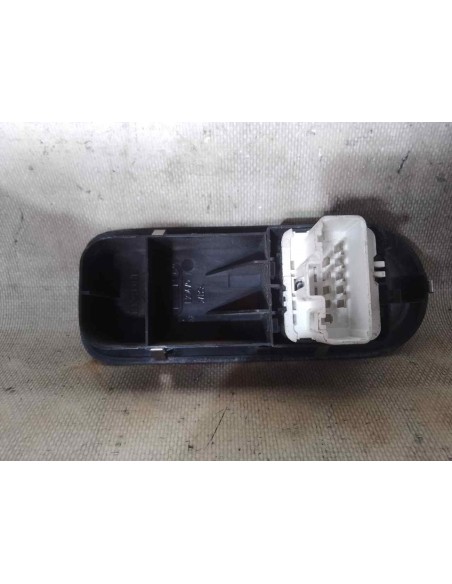 MANDO ELEVALUNAS DELANTERO IZQUIERDO RENAULT CLIO III - 213119