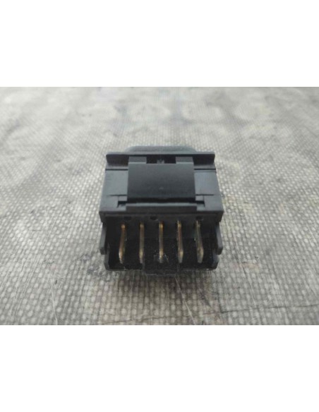 MANDO ELEVALUNAS TRASERO IZQUIERDO CITROEN XSARA BERLINA - 91700