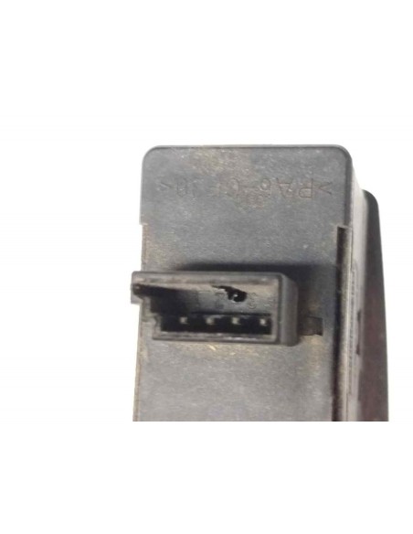 MANDO ELEVALUNAS TRASERO IZQUIERDO BMW SERIE 3 BERLINA (E46) - 93005