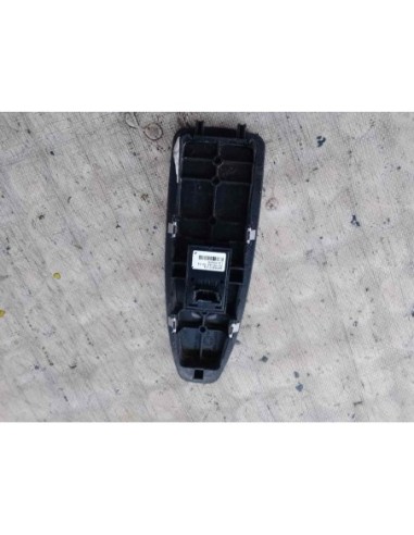 MANDO ELEVALUNAS DELANTERO DERECHO BMW SERIE 1...