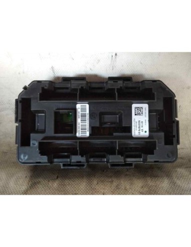 CAJA RELES / FUSIBLES BMW SERIE 1 BERLINA 5P...