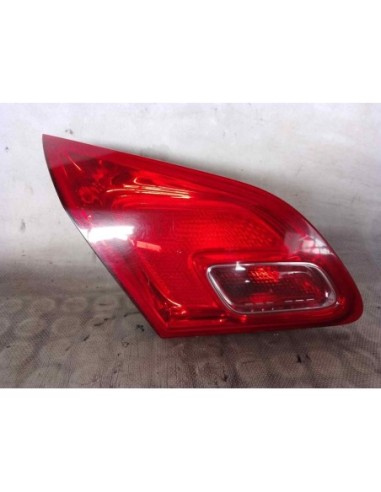 PILOTO TRASERO IZQUIERDO INTERIOR OPEL ASTRA J...
