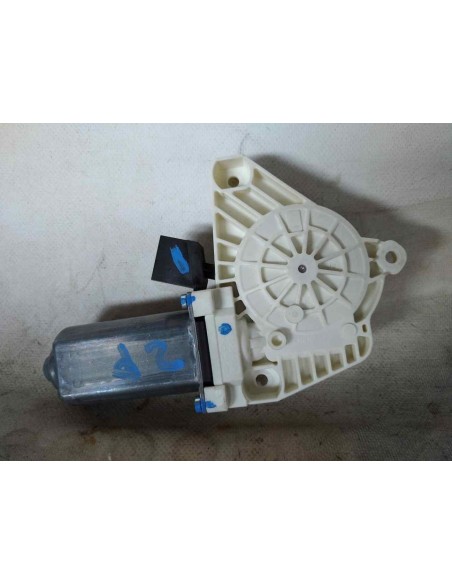 MOTOR ELEVALUNAS DELANTERO DERECHO MERCEDES-BENZ CLASE A (BM 169) - 95436