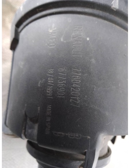 FARO ANTINIEBLA DERECHO RENAULT MEGANE I BERL / BERL  CON PORTÓN (BA0) - 96479
