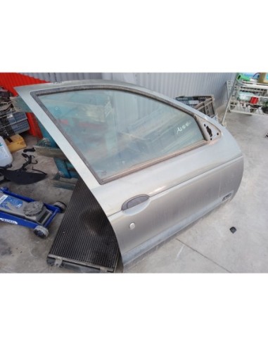 PUERTA DELANTERA DERECHA RENAULT MEGANE I BERL...