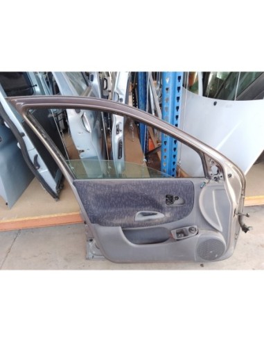 PUERTA DELANTERA IZQUIERDA RENAULT MEGANE I...