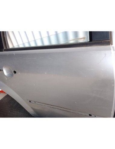 PUERTA TRASERA DERECHA FORD FOCUS SPORTBREAK...