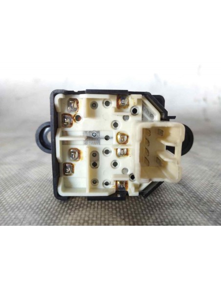 MANDO ELEVALUNAS DELANTERO IZQUIERDO HYUNDAI ATOS PRIME (MX) - 106080