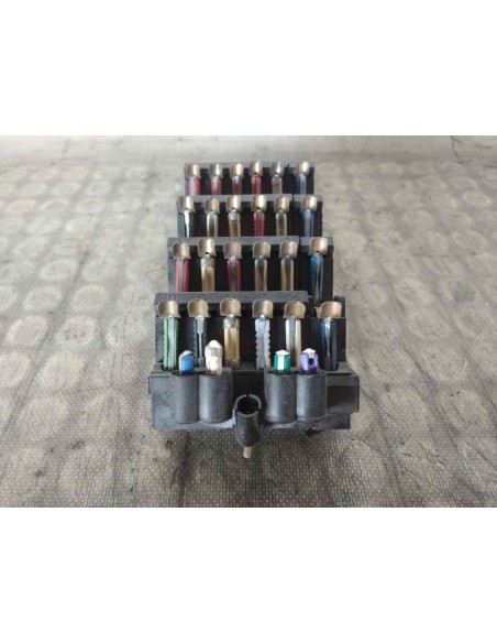 CAJA RELES / FUSIBLES MERCEDES-BENZ CLASE E (BM 124) COUPE/CABRIO - 104280
