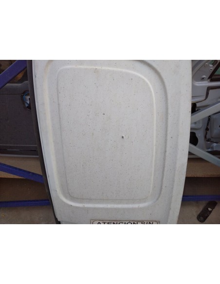 PUERTA TRASERA DERECHA RENAULT KANGOO I (F/KC0) - 104562