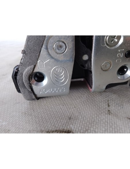 CERRADURA PUERTA TRASERA DERECHA TOYOTA AURIS (E15) - 106389