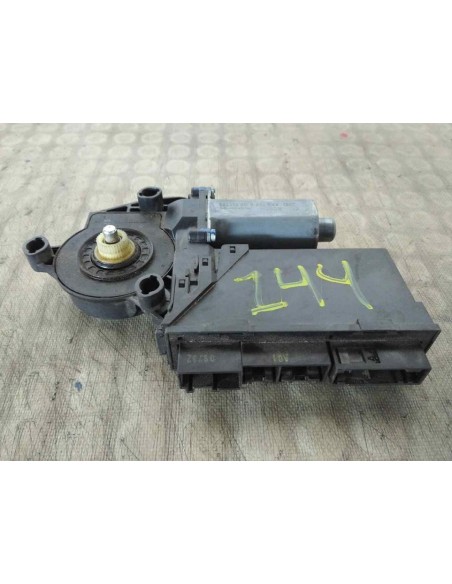 MOTOR ELEVALUNAS DELANTERO IZQUIERDO AUDI A4 AVANT (8E) - 110763