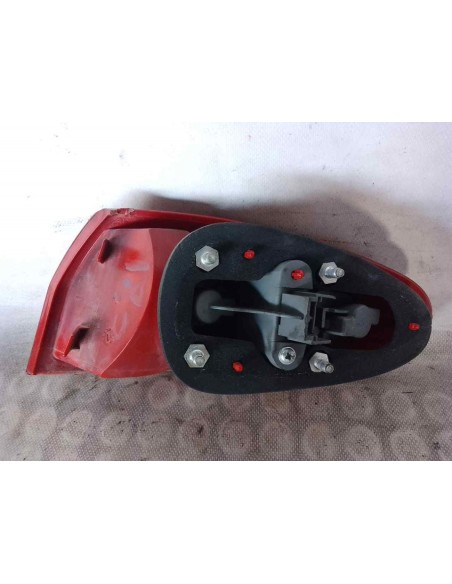 PILOTO TRASERO IZQUIERDO ALFA ROMEO 147 (190) - 122629
