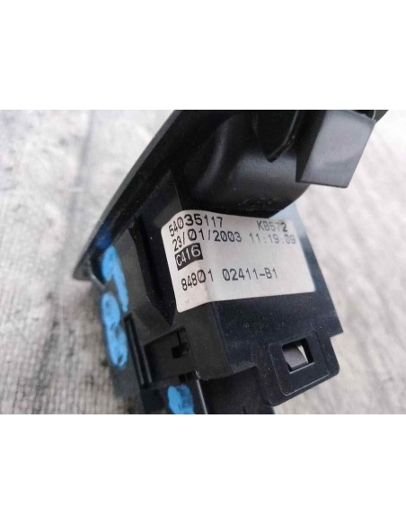 MANDO ELEVALUNAS TRASERO IZQUIERDO TOYOTA COROLLA (E12) - 114427