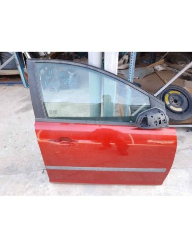 PUERTA DELANTERA DERECHA FORD FOCUS BERLINA...