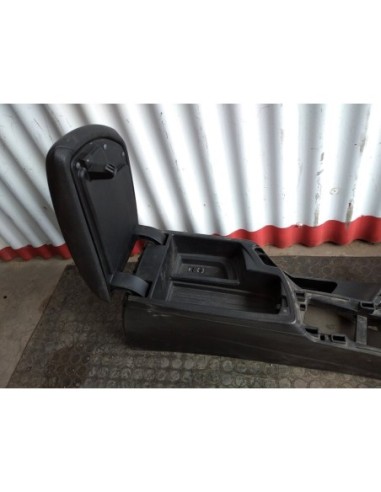 APOYABRAZOS CENTRAL BMW SERIE 1 BERLINA 5P...