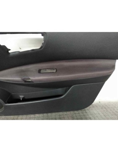 GUARNECIDO PUERTA DELANTERA DERECHA NISSAN...