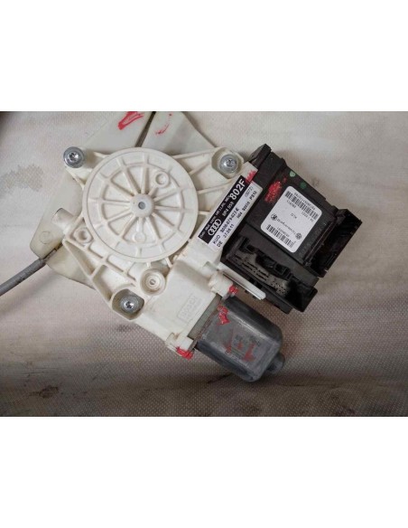 ELEVALUNAS TRASERO DERECHO AUDI A3 (8P1) - 134670