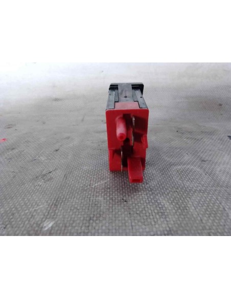 INTERRUPTOR VOLKSWAGEN PASSAT BERLINA (3B3) - 134535