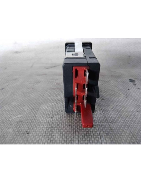 INTERRUPTOR VOLKSWAGEN PASSAT BERLINA (3B3) - 134541