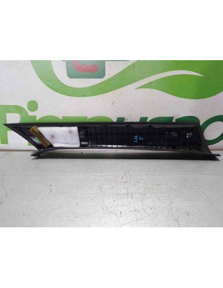 MOLDURA MERCEDES-BENZ CLASE A (BM 176) - 251124