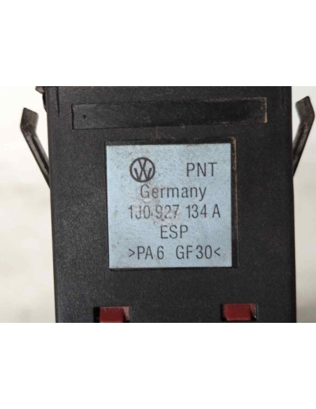 INTERRUPTOR VOLKSWAGEN GOLF IV BERLINA (1J1)(10 1997) - 136818