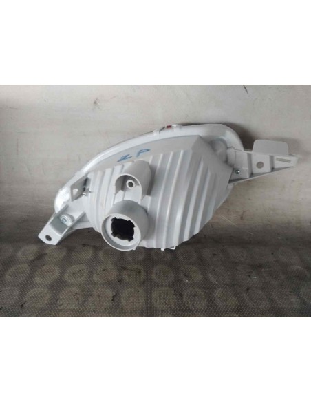 FARO ANTINIEBLA DERECHO TOYOTA YARIS (XP13) - 137842