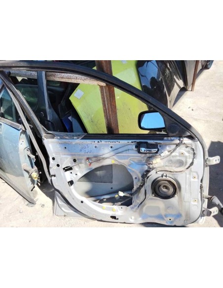 PUERTA DELANTERA IZQUIERDA TOYOTA AVENSIS BERLINA (T22) - 242470