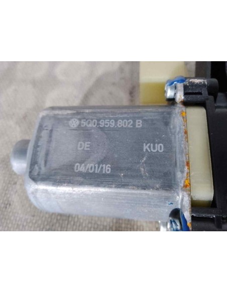 MOTOR ELEVALUNAS DELANTERO DERECHO SEAT LEON (5F1) - 147271
