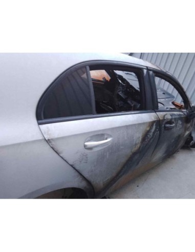 PUERTA TRASERA DERECHA MERCEDES-BENZ CLASE A...