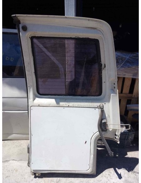 PUERTA TRASERA IZQUIERDA VOLKSWAGEN T4 TRANSPORTER CAMIÓN/DOBLE CABINA - 150942