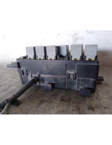 CAJA RELES / FUSIBLES DAEWOO KALOS - 151223
