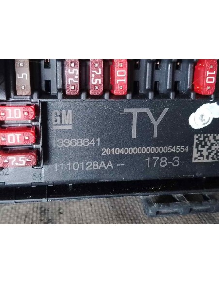 CAJA RELES / FUSIBLES OPEL ASTRA J SEDÁN - 158497