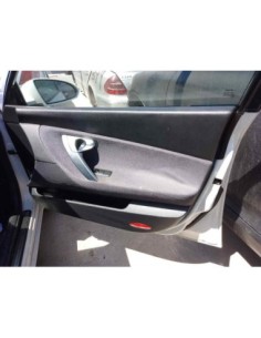 GUARNECIDO PUERTA DELANTERA DERECHA NISSAN PRIMERA...