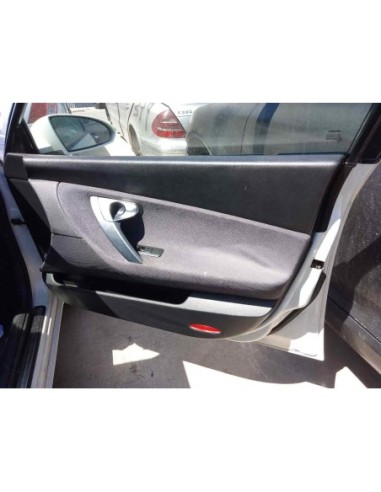 GUARNECIDO PUERTA DELANTERA DERECHA NISSAN...