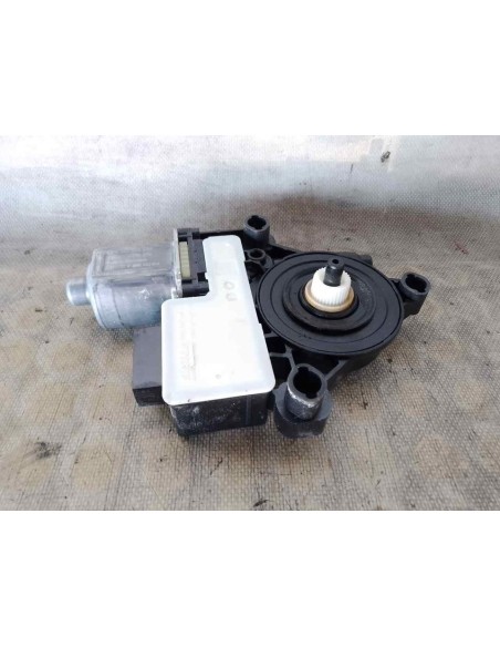 MOTOR ELEVALUNAS TRASERO DERECHO SEAT IBIZA (KJ1) - 163537
