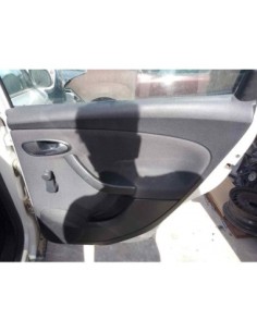 GUARNECIDO PUERTA TRASERA DERECHA SEAT ALTEA XL (5P5) -...