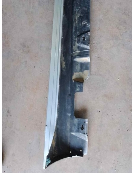FALDON LATERAL MERCEDES-BENZ CLASE C (BM 206) FAMILIAR - 256995