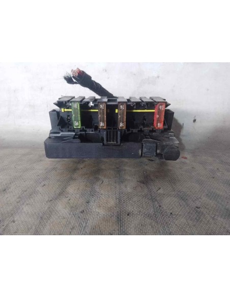 CAJA RELES / FUSIBLES PEUGEOT 206 - 172451