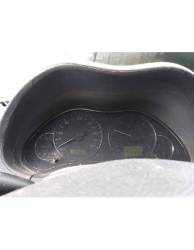 CUADRO INSTRUMENTOS TOYOTA AVENSIS BERLINA...