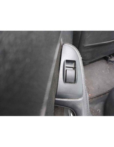 MANDO ELEVALUNAS TRASERO IZQUIERDO TOYOTA...