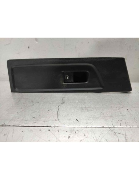 MANDO ELEVALUNAS DELANTERO DERECHO VOLKSWAGEN PASSAT BERLINA (362) - 175274