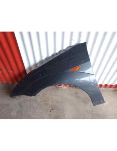 ALETA DELANTERA IZQUIERDA FORD FOCUS BERLINA...