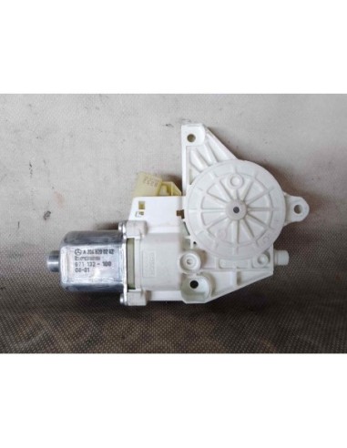 MOTOR ELEVALUNAS DELANTERO DERECHO...