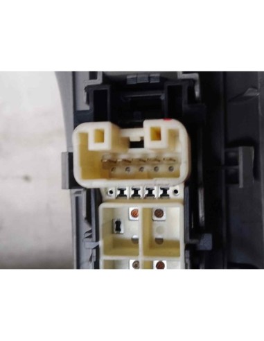 MANDO ELEVALUNAS DELANTERO DERECHO TOYOTA YARIS...